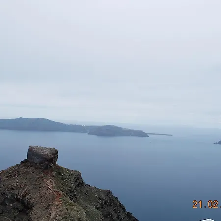 Pearl On The Cliff & By Pearl Collection